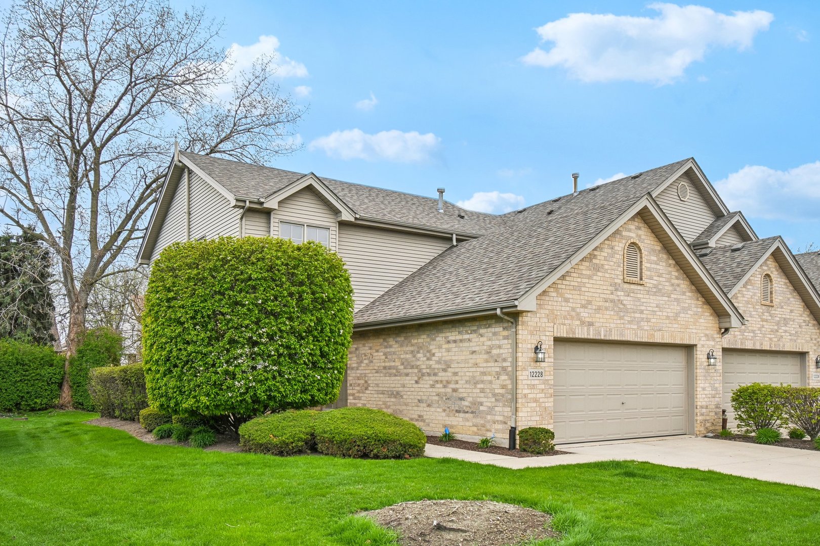 12228 Sumner Street Lemont, IL 60439 - Photo 2 of 36