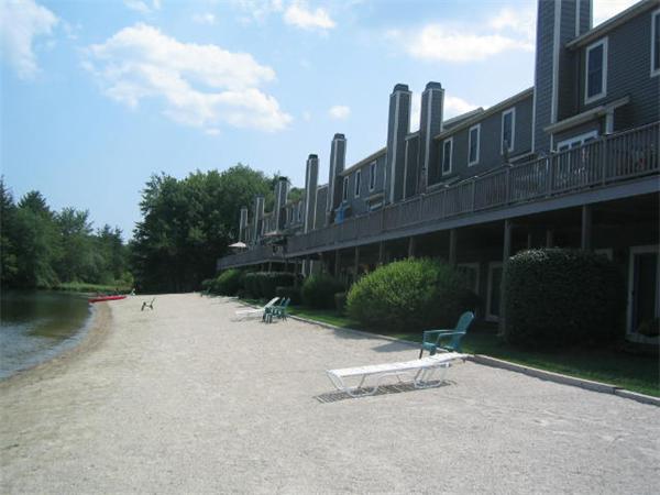 902 Treasure Island Road, Unit 902 Webster, MA 01570 - Photo 4 of 30 Gallery Image 4