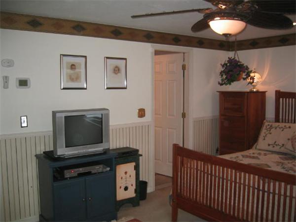 902 Treasure Island Road, Unit 902 Webster, MA 01570 - Photo 10 of 30 Gallery Image 10