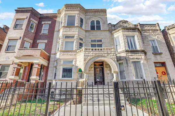 $1,900 | 6426 South Ingleside Avenue, Unit 2, Chicago, IL 60637