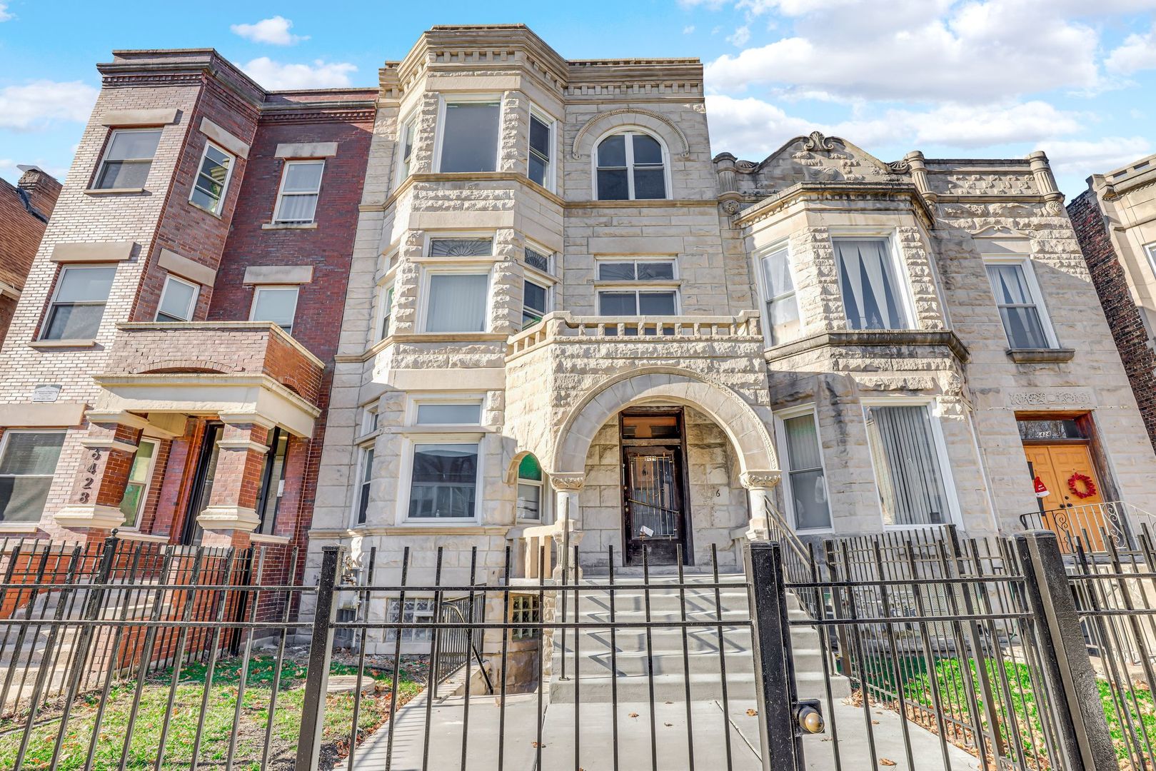 6426 South Ingleside Avenue, Unit 2 Chicago, IL 60637 - Photo 1 of 16
