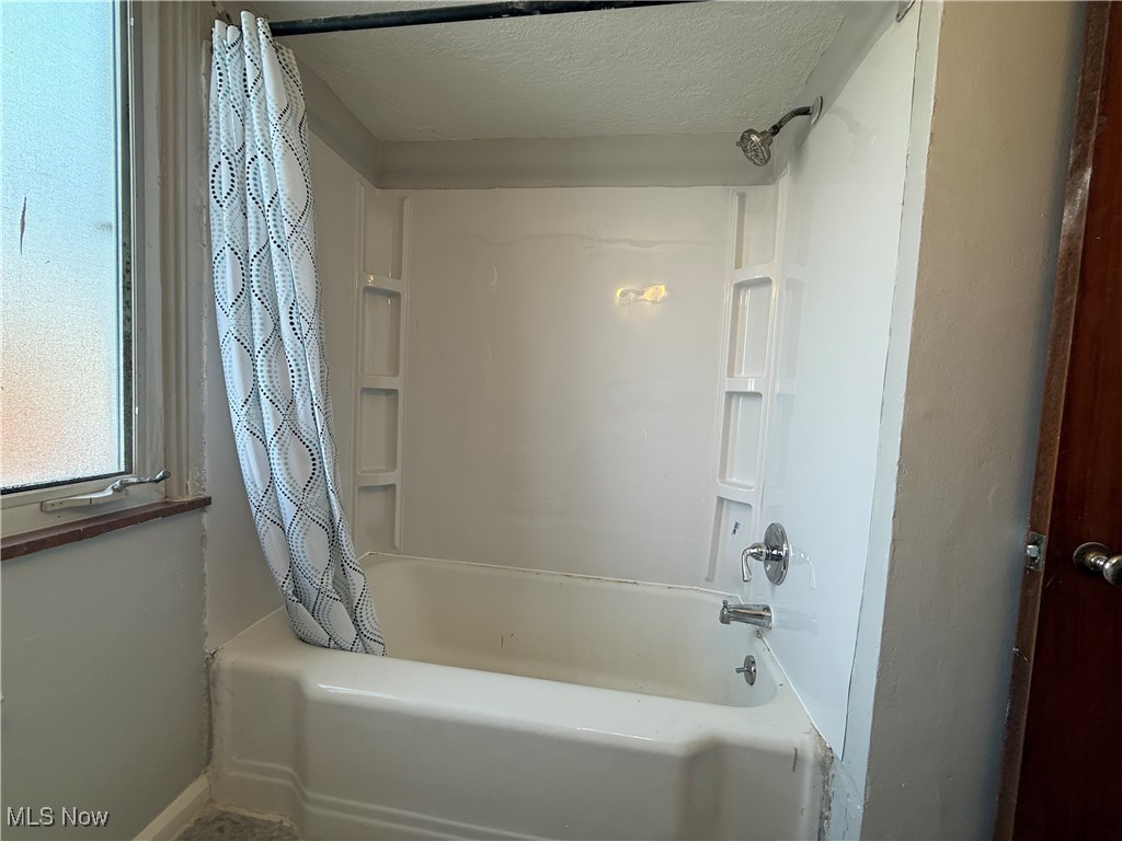 5598 Shields Road Canfield, OH 44406 - Photo 12 of 17 Gallery Image 12