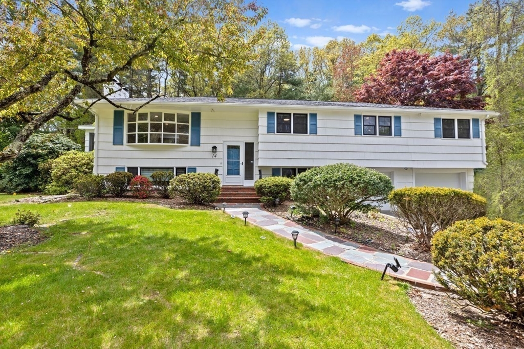 14 Livingston Road Sharon, MA 02067 - Photo 3 of 38 Gallery Image 3