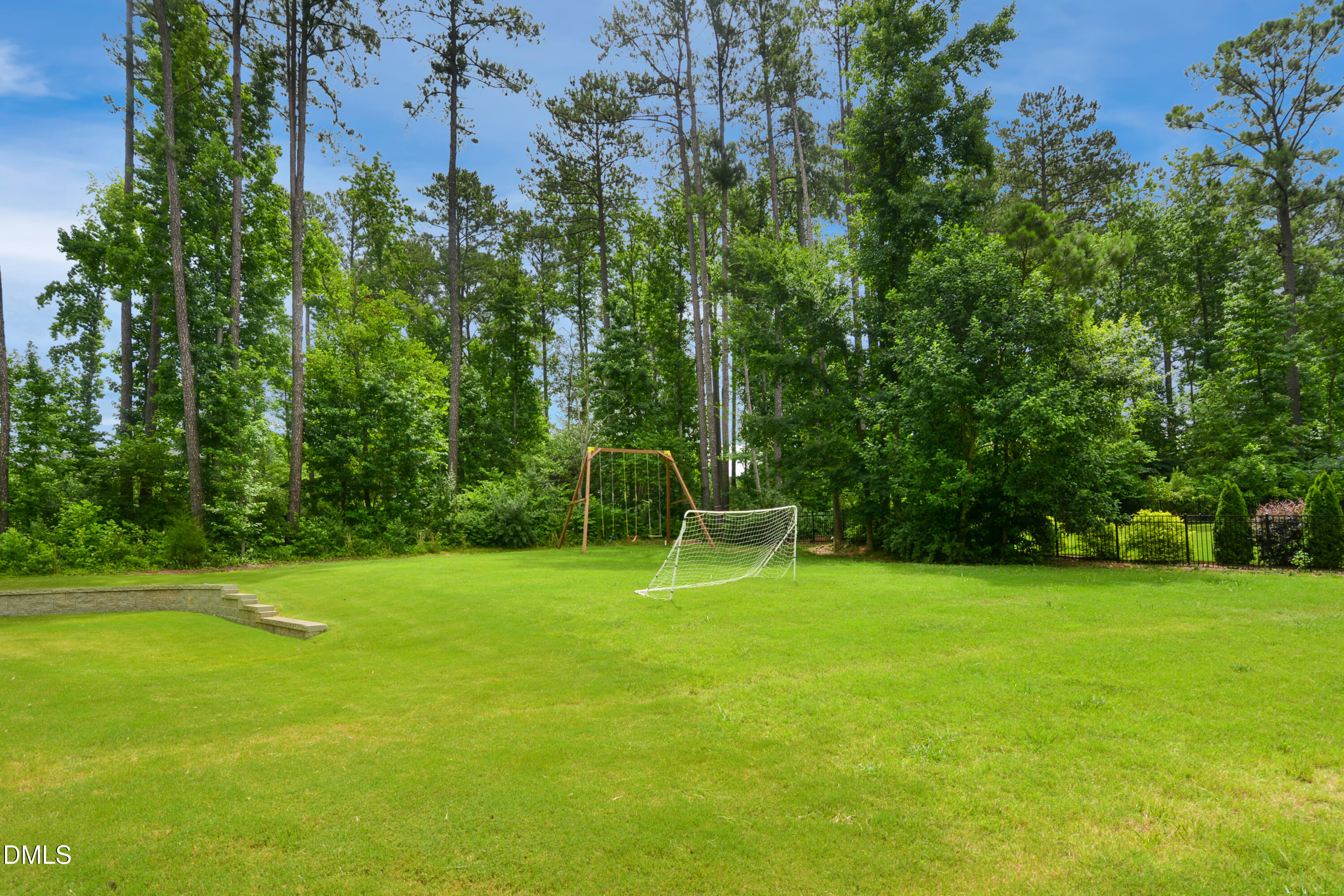 1529 Meadows Bank Way Raleigh, NC 27603 - Photo 36 of 37 38