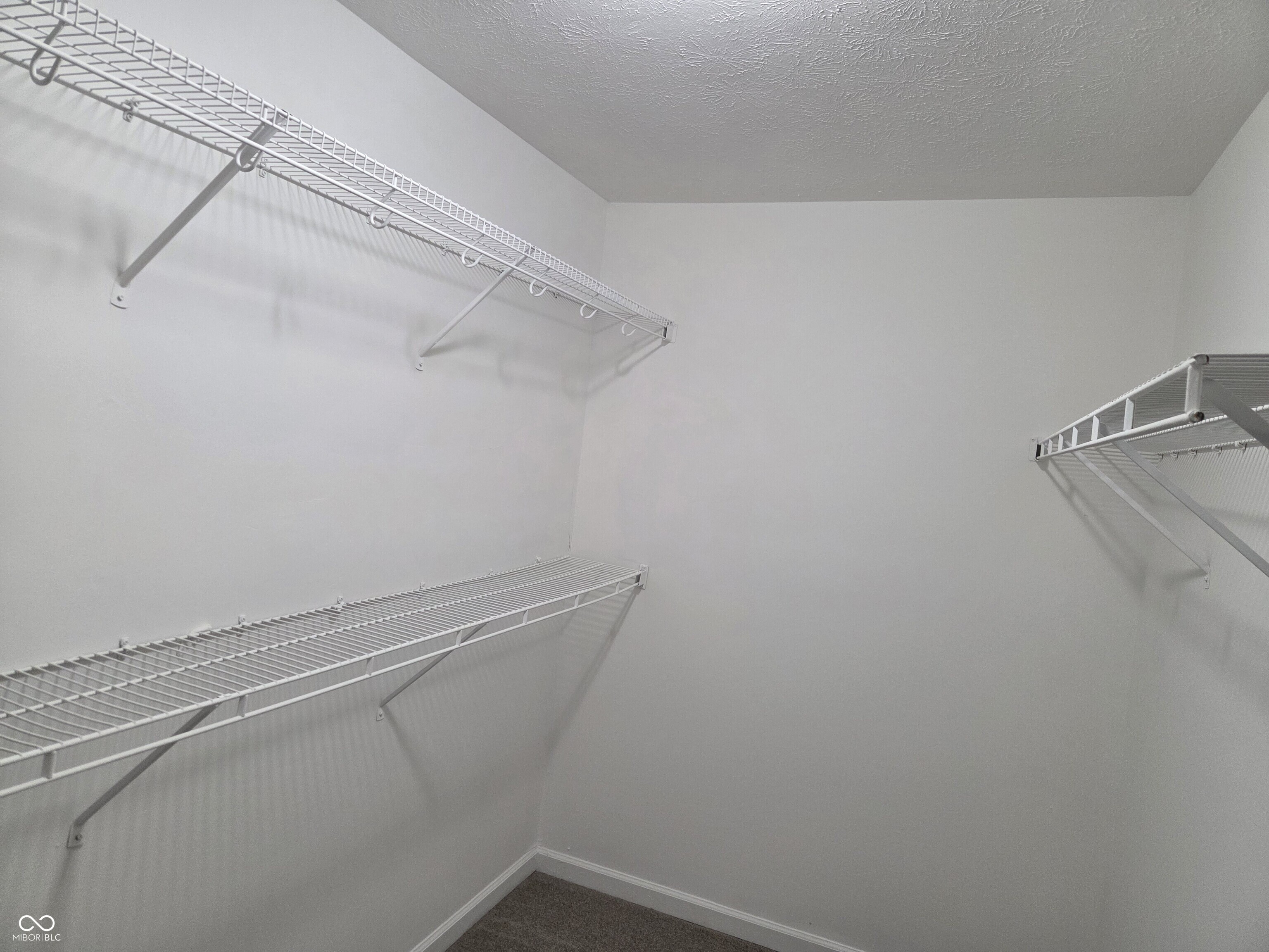 7438 Deville Court Indianapolis, IN 46256 - Photo 14 of 32