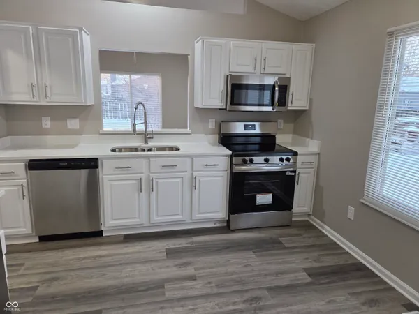 $309,900 | 7438 Deville Court, Indianapolis, IN 46256