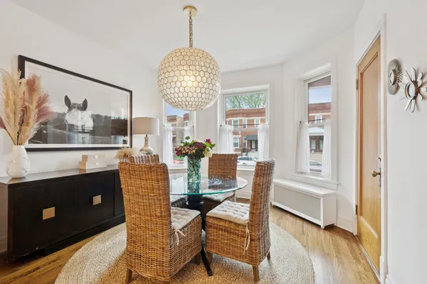 $1,200,000 | 3541 North Oakley Avenue, Chicago, IL 60618