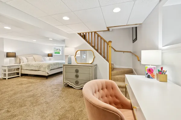 $1,200,000 | 3541 North Oakley Avenue, Chicago, IL 60618