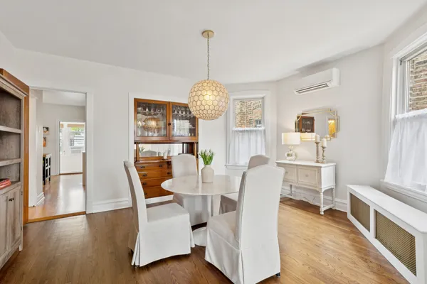 $1,200,000 | 3541 North Oakley Avenue, Chicago, IL 60618