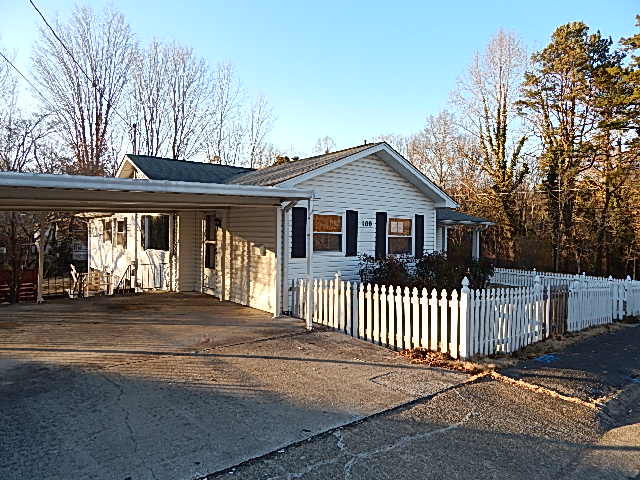 100 Kenwyn Road Oak Ridge, TN 37830 - Photo 3 of 36 DSCN0218