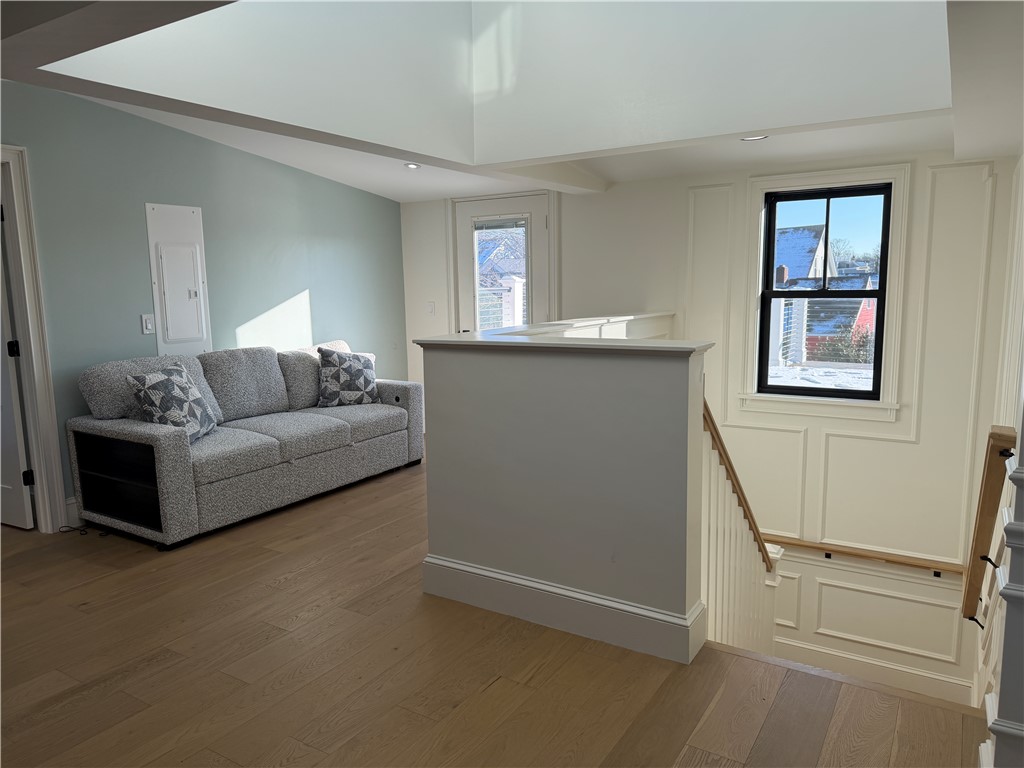 7 Dearborn Street, Unit 3 Newport, RI 02840 - Photo 15 of 40