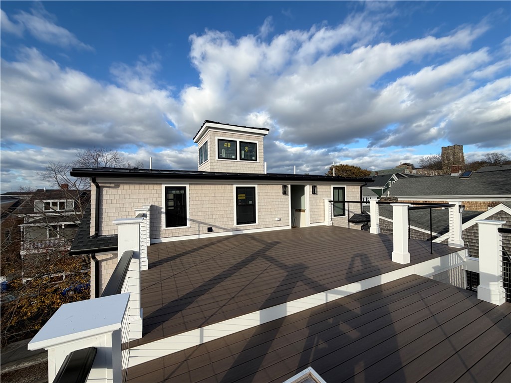 7 Dearborn Street, Unit 3 Newport, RI 02840 - Photo 38 of 40