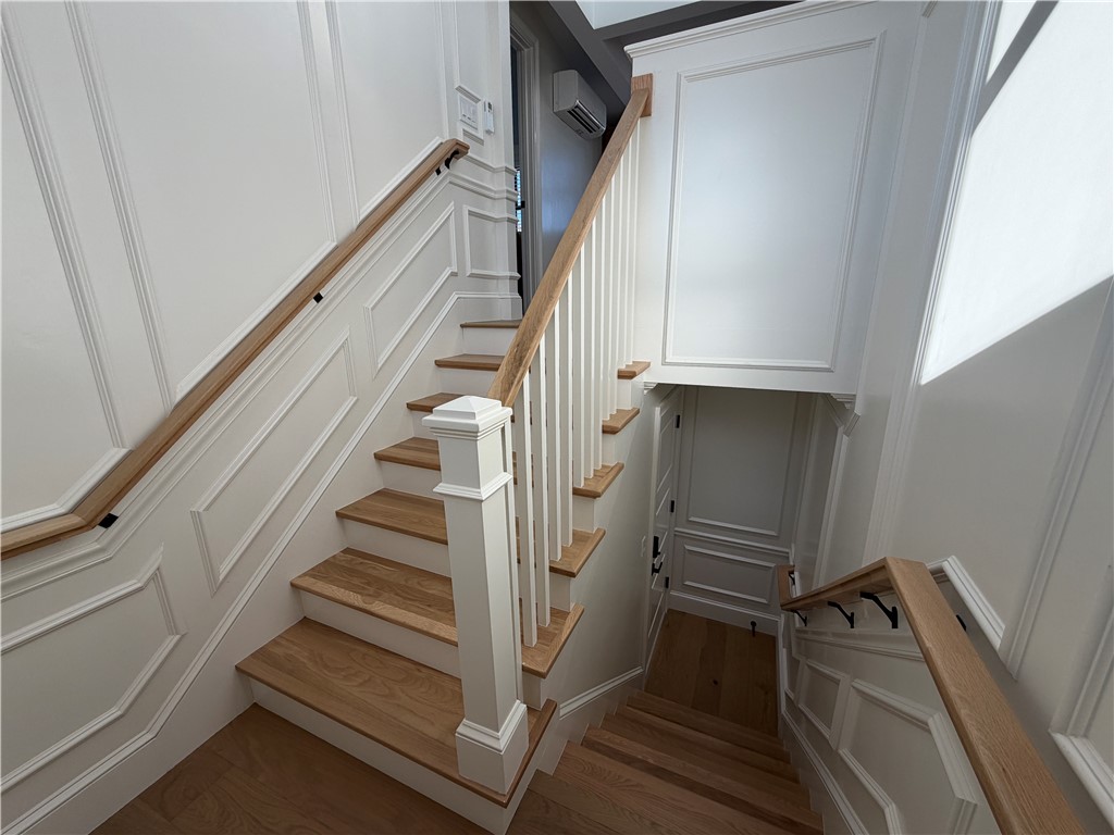 7 Dearborn Street, Unit 3 Newport, RI 02840 - Photo 6 of 40