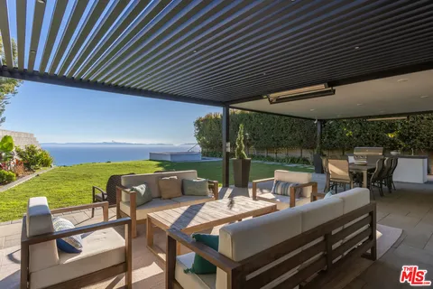 $3,150,000 | 3304 Seaclaire Drive, Rancho Palos Verdes, CA 90275