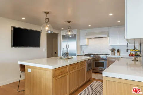 $3,150,000 | 3304 Seaclaire Drive, Rancho Palos Verdes, CA 90275