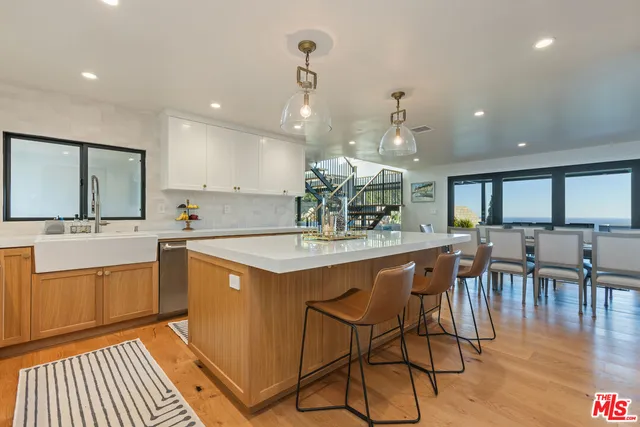 $3,150,000 | 3304 Seaclaire Drive, Rancho Palos Verdes, CA 90275