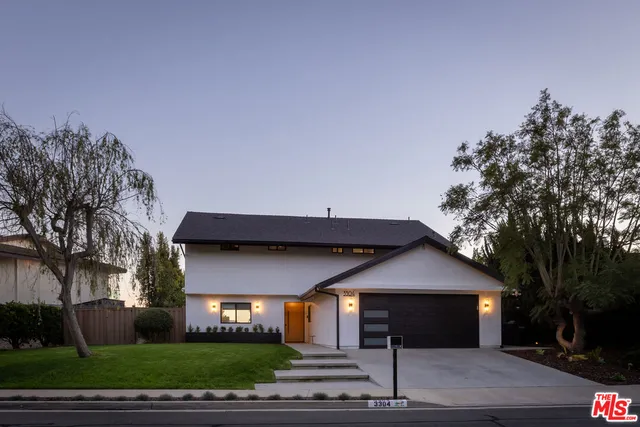 $3,150,000 | 3304 Seaclaire Drive, Rancho Palos Verdes, CA 90275