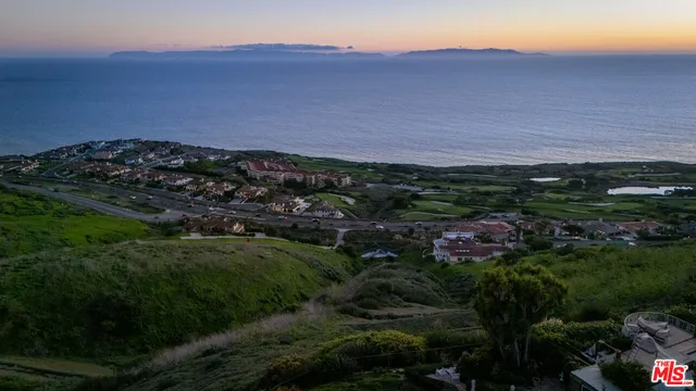 $3,150,000 | 3304 Seaclaire Drive, Rancho Palos Verdes, CA 90275