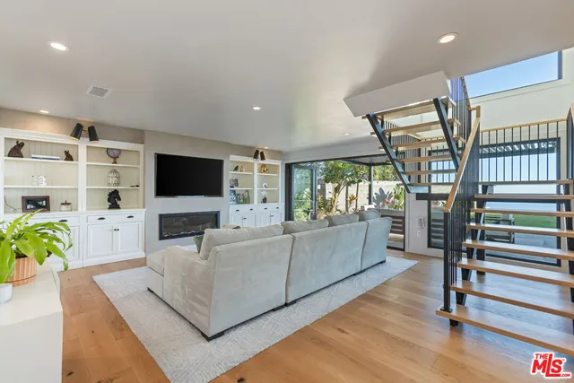 $3,150,000 | 3304 Seaclaire Drive, Rancho Palos Verdes, CA 90275