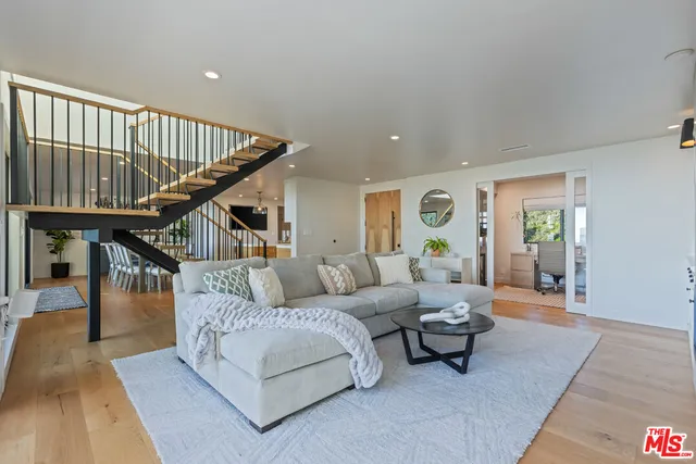 $3,150,000 | 3304 Seaclaire Drive, Rancho Palos Verdes, CA 90275