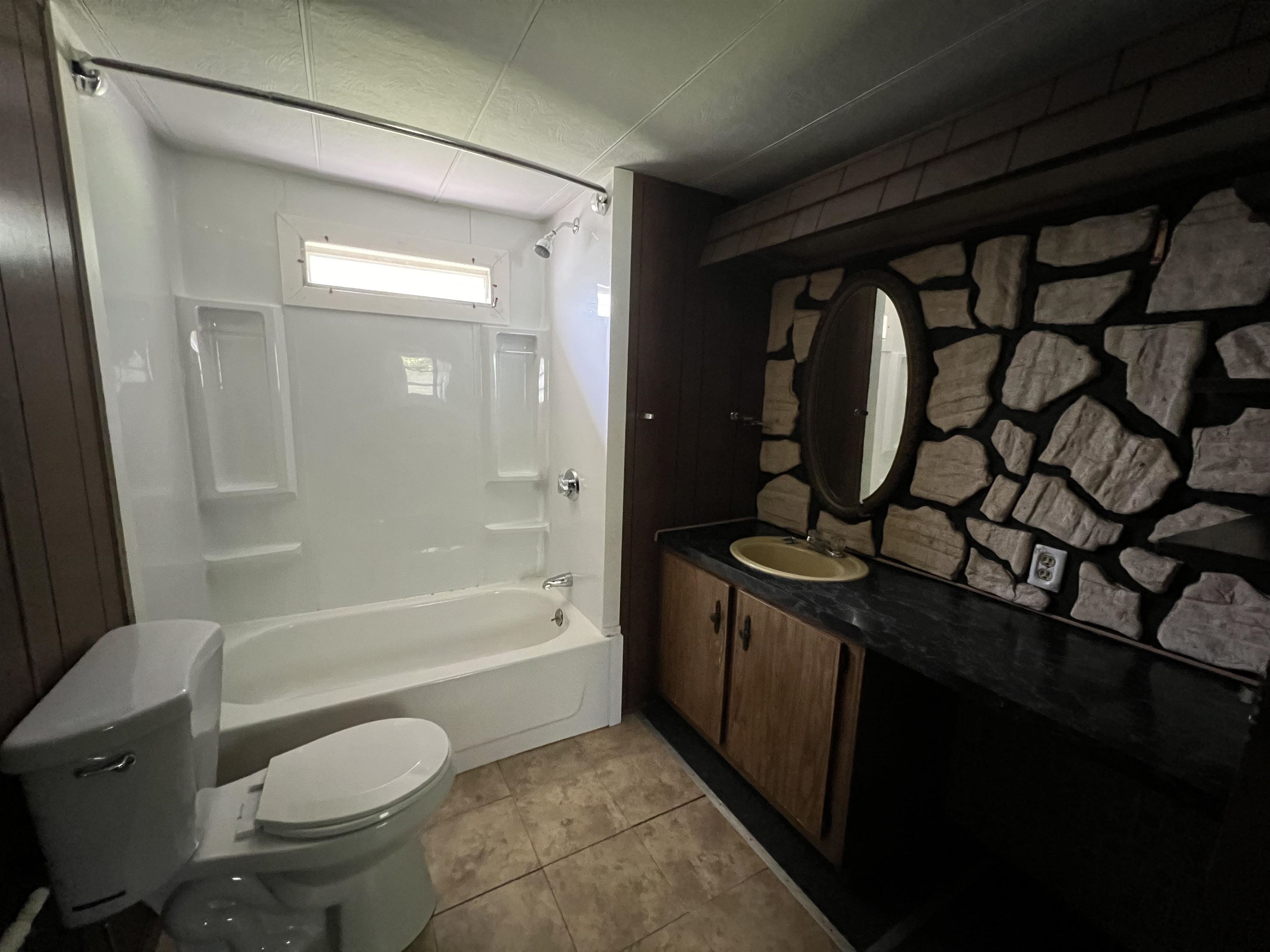 30 Valley Road Brattleboro, VT 05301 - Photo 4 of 16 Gallery Image 4