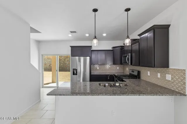 $344,950 | 15153 Target Avenue, El Paso, TX 79938