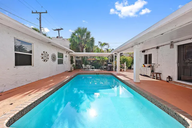 a view of a living room with a chandelier