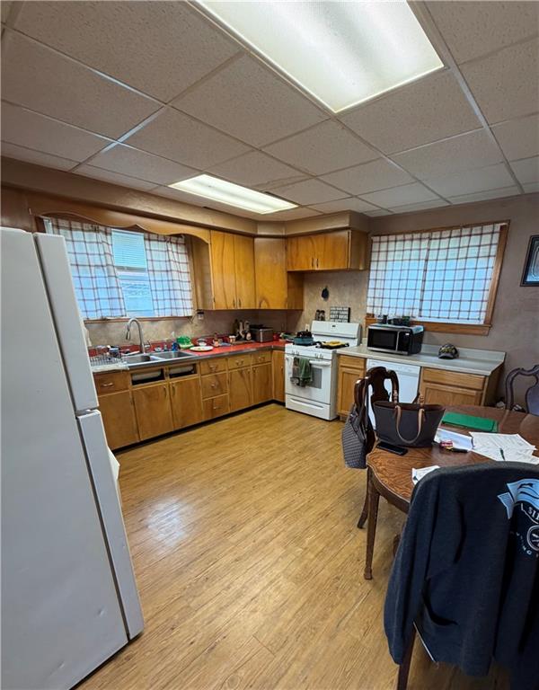 662 High Street California, PA 15419 - Photo 7 of 27