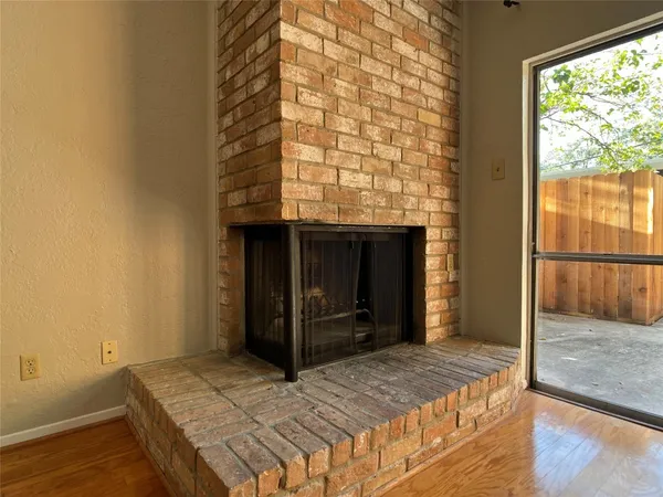 $2,450 | 3737 Wakeforest Avenue, Houston, TX 77098