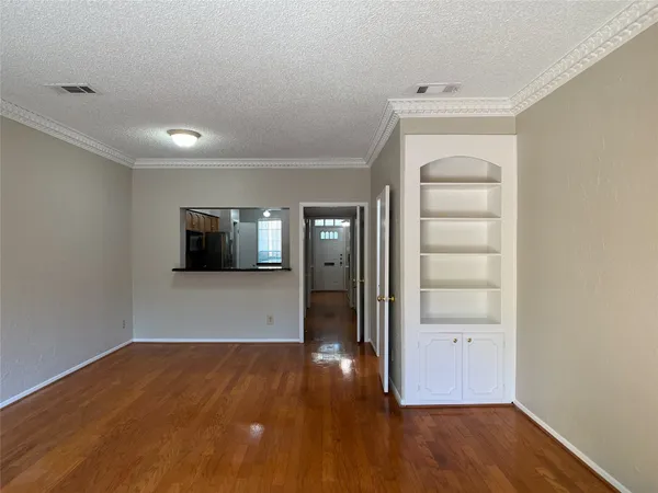 $2,450 | 3737 Wakeforest Avenue, Houston, TX 77098