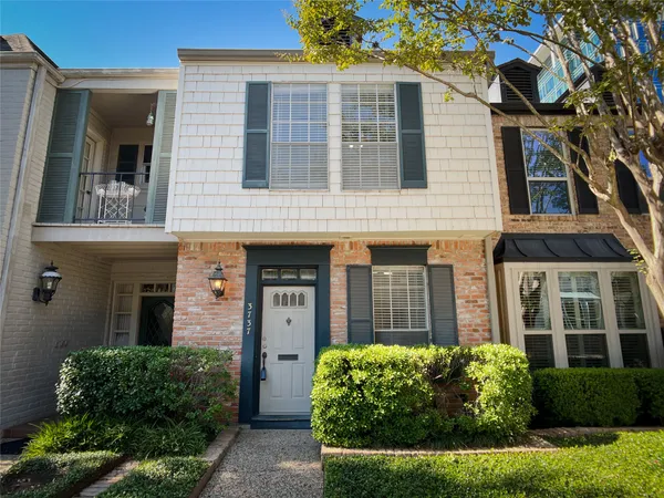 $2,450 | 3737 Wakeforest Avenue, Houston, TX 77098