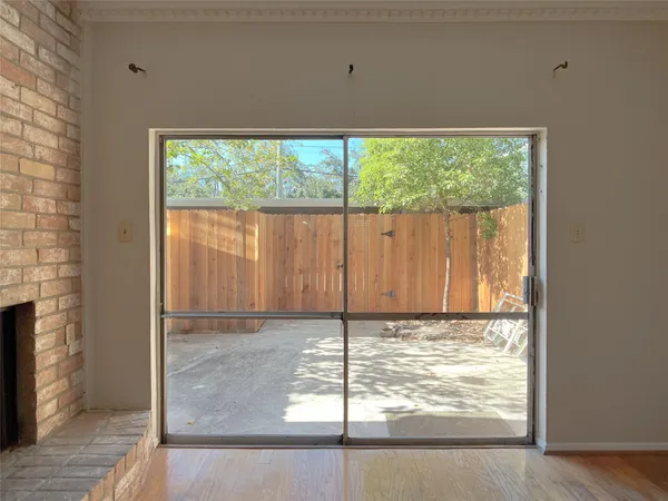 $2,450 | 3737 Wakeforest Avenue, Houston, TX 77098