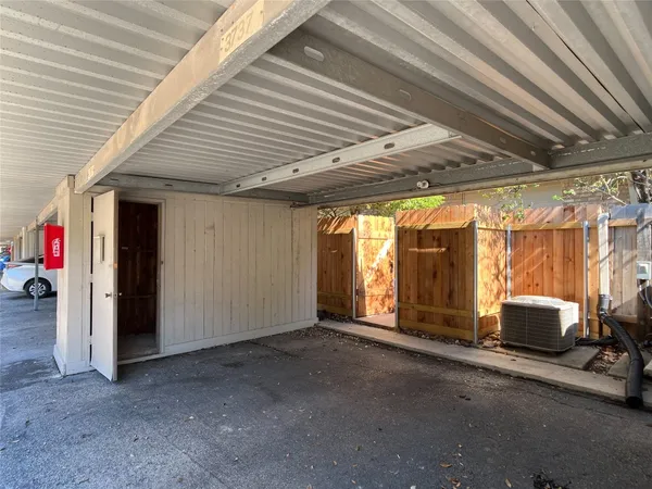 $2,450 | 3737 Wakeforest Avenue, Houston, TX 77098