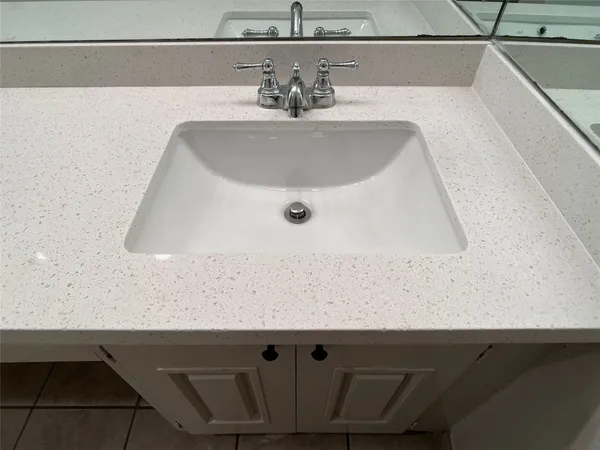 $2,450 | 3737 Wakeforest Avenue, Houston, TX 77098