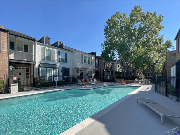 $2,450 | 3737 Wakeforest Avenue, Houston, TX 77098