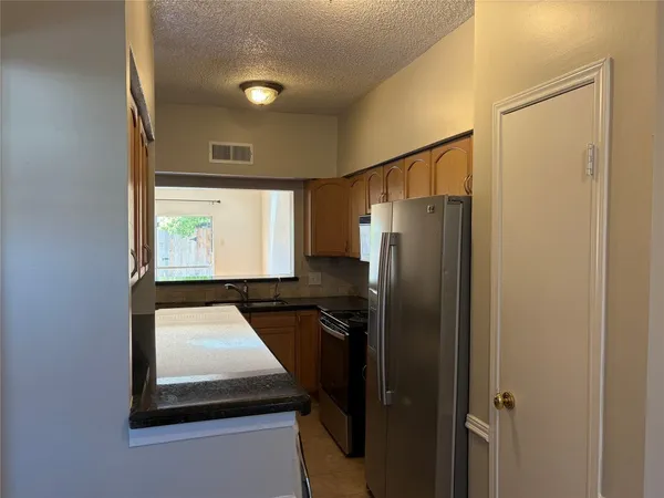 $2,450 | 3737 Wakeforest Avenue, Houston, TX 77098