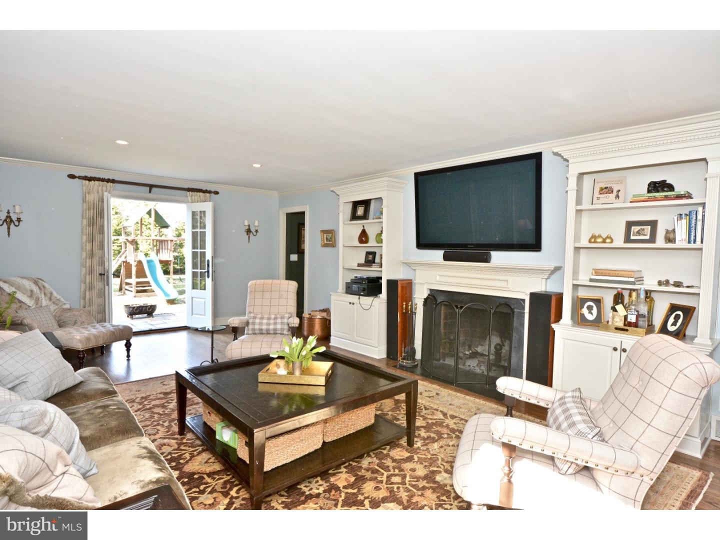 72 Elm Road Princeton, NJ 08540 - Photo 4 of 25 Living Room