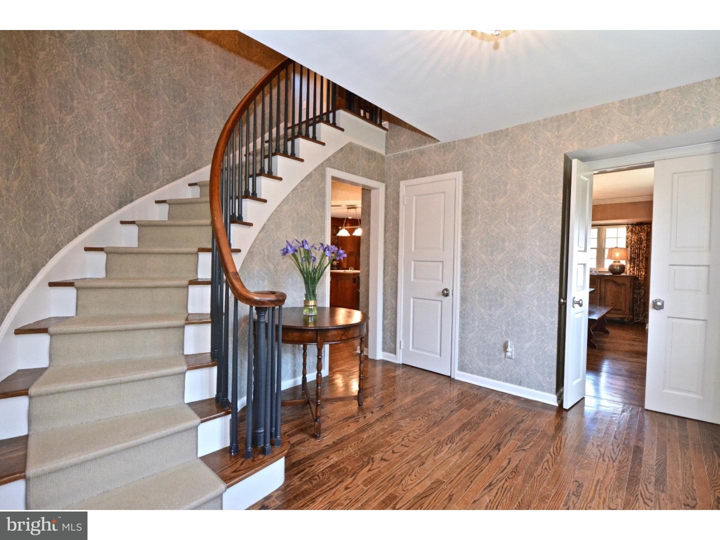 72 Elm Road Princeton, NJ 08540 - Photo 7 of 25 Foyer