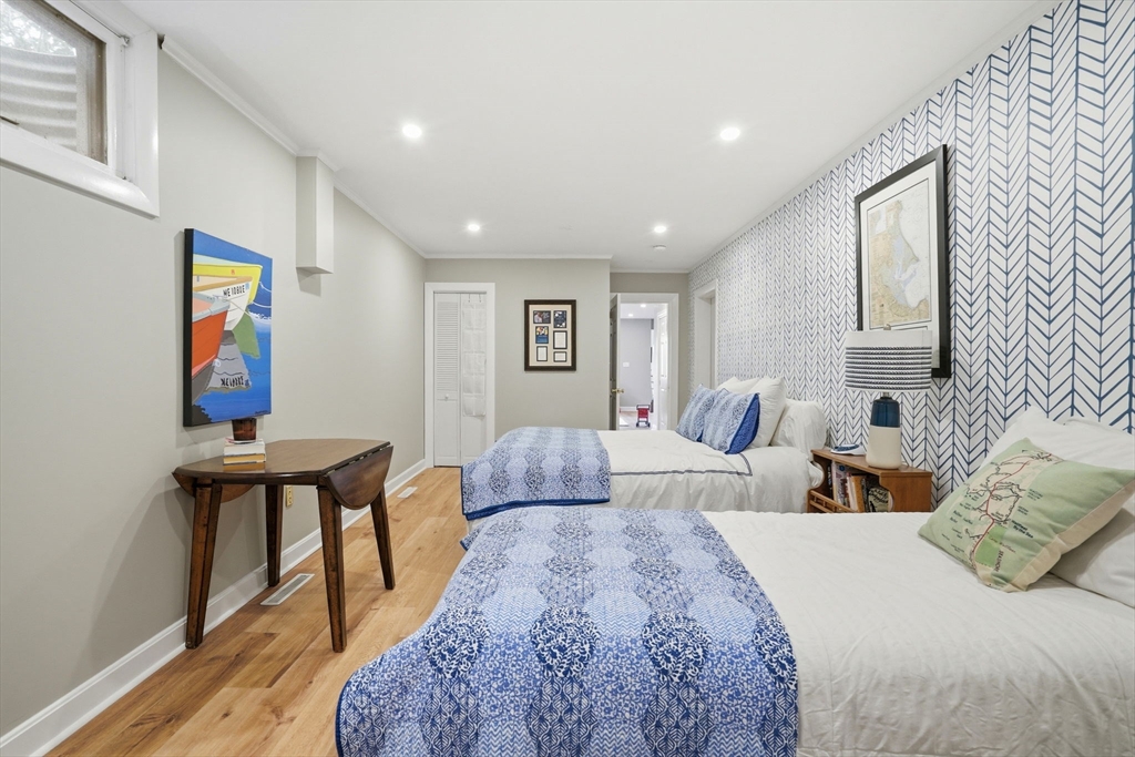 180 Chestnut Street Duxbury, MA 02332 - Photo 36 of 42