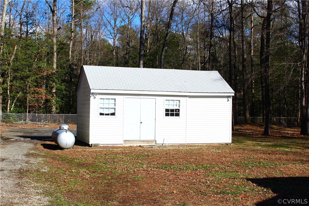 10454 Ashcake Road Ashland, VA 23005 - Photo 13 of 16 Gallery Image 13