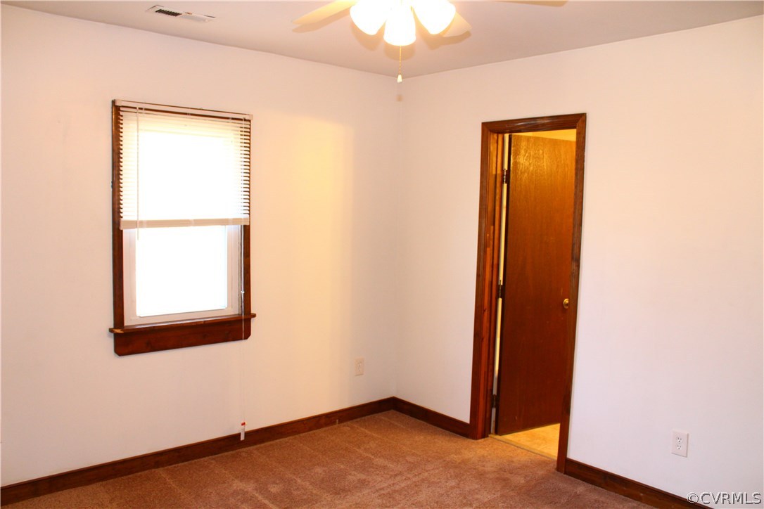10454 Ashcake Road Ashland, VA 23005 - Photo 7 of 16 Gallery Image 7