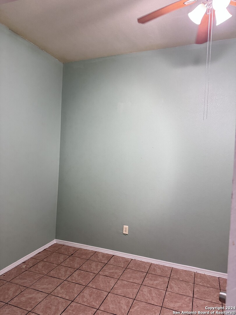 1902 Lennon Avenue, Unit 2 San Antonio, TX 78223 - Photo 14 of 16 a view of an empty room