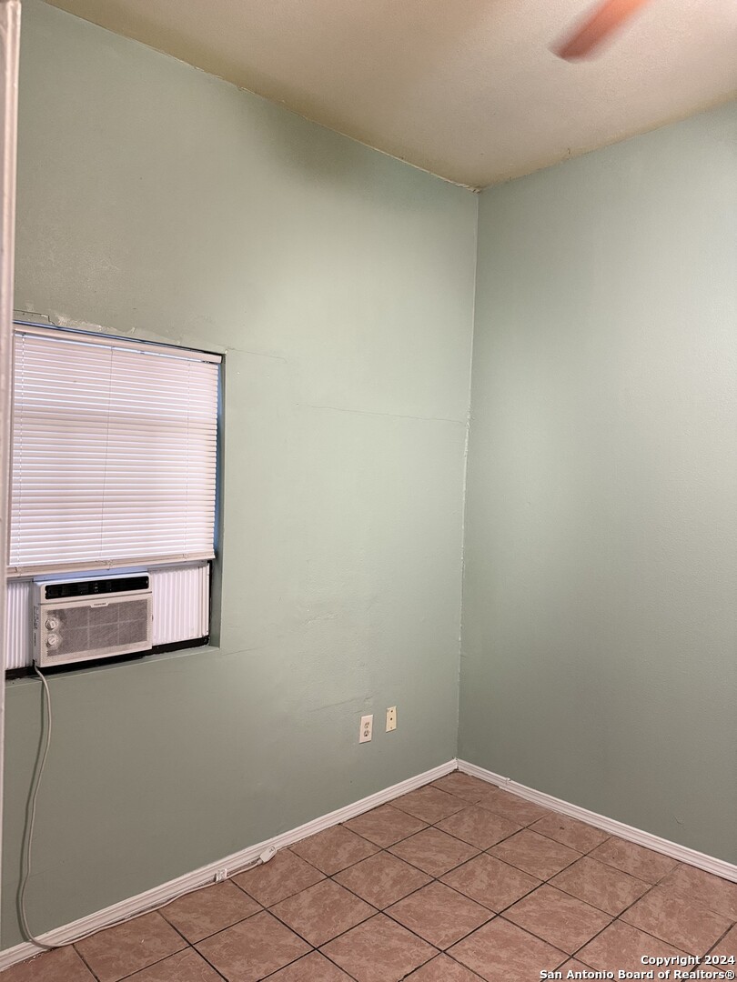 1902 Lennon Avenue, Unit 2 San Antonio, TX 78223 - Photo 16 of 16 a view of an empty room