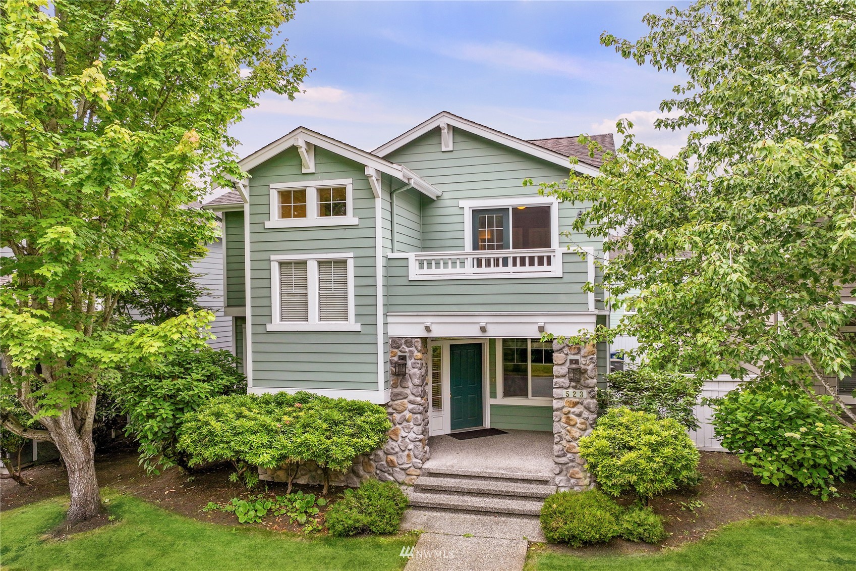 523 Chelan Place Northeast Renton, WA 98059 - Photo 1 of 33 Gallery Image 1