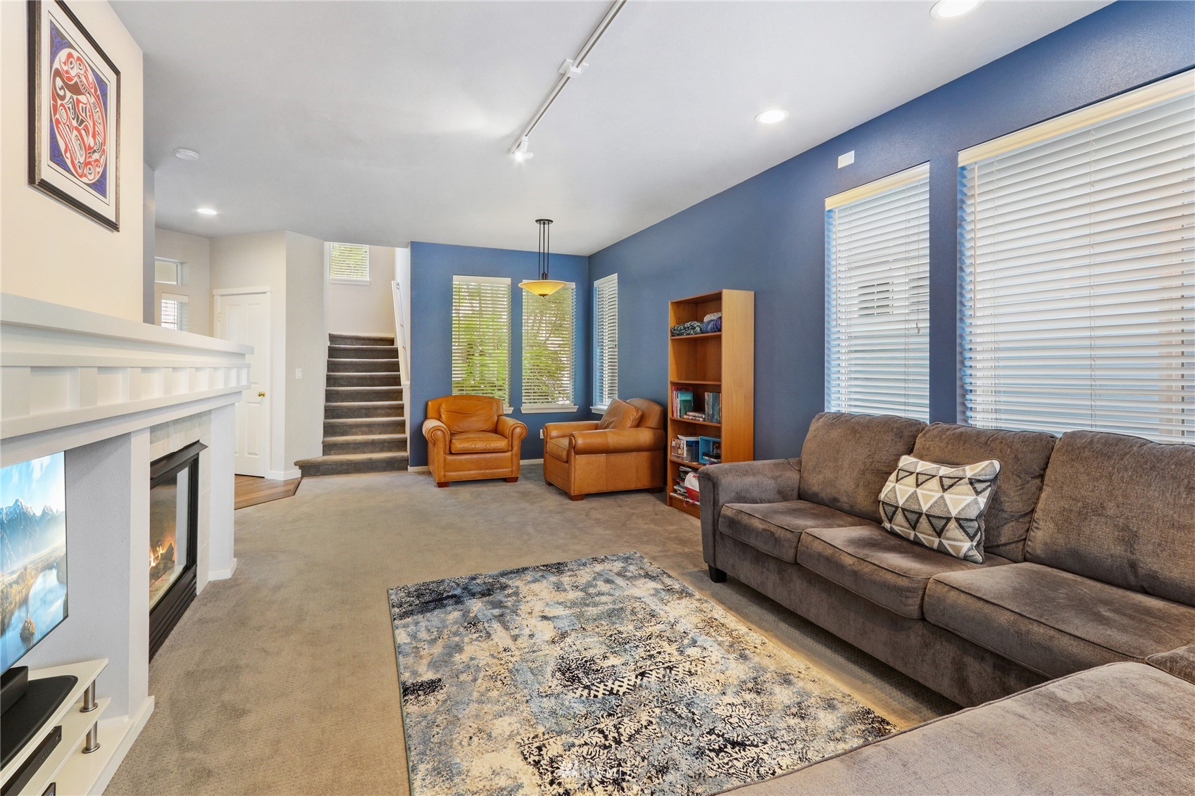 523 Chelan Place Northeast Renton, WA 98059 - Photo 8 of 33 Gallery Image 8