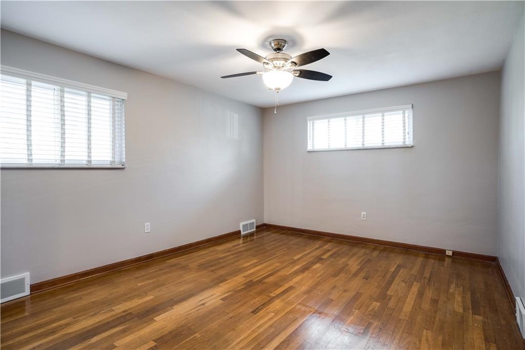 425 Decatur Avenue Pittsburgh, PA 15221 - Photo 14 of 21 Gallery Image 14