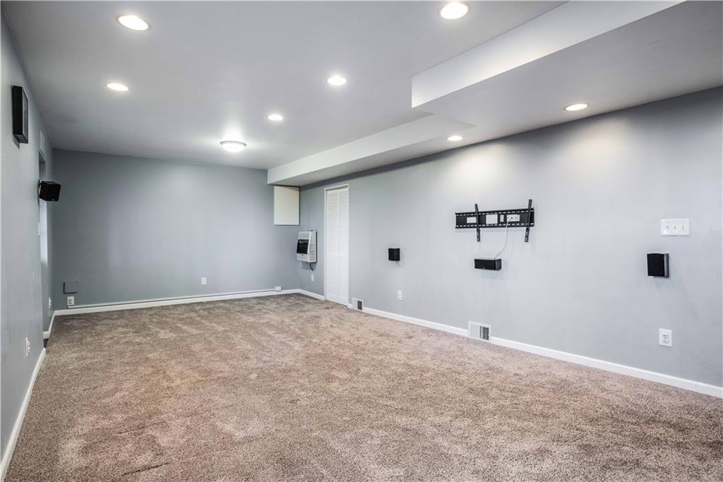 425 Decatur Avenue Pittsburgh, PA 15221 - Photo 16 of 21 Gallery Image 16