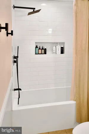 $2,500 | 159 Columbia Avenue, Phoenixville, PA 19460