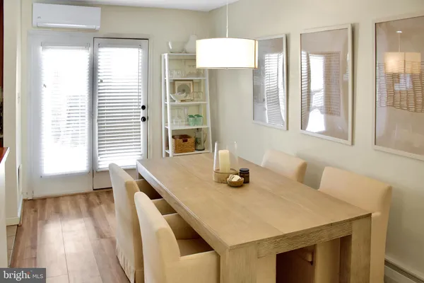 $2,500 | 159 Columbia Avenue, Phoenixville, PA 19460