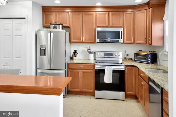 $2,500 | 159 Columbia Avenue, Phoenixville, PA 19460